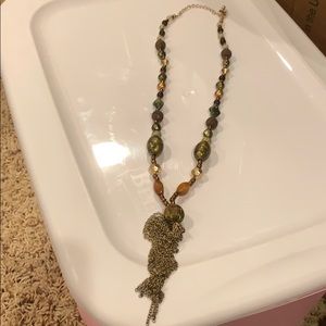 Women’s necklace